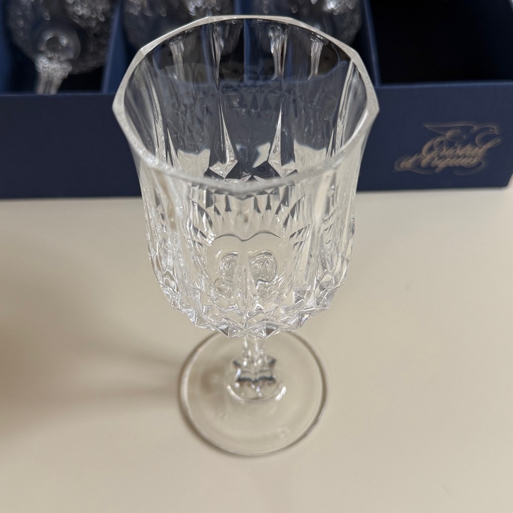 Longchamp Cristal D’Arques Set of 4 Wine Glasses - Picture 4 of 6